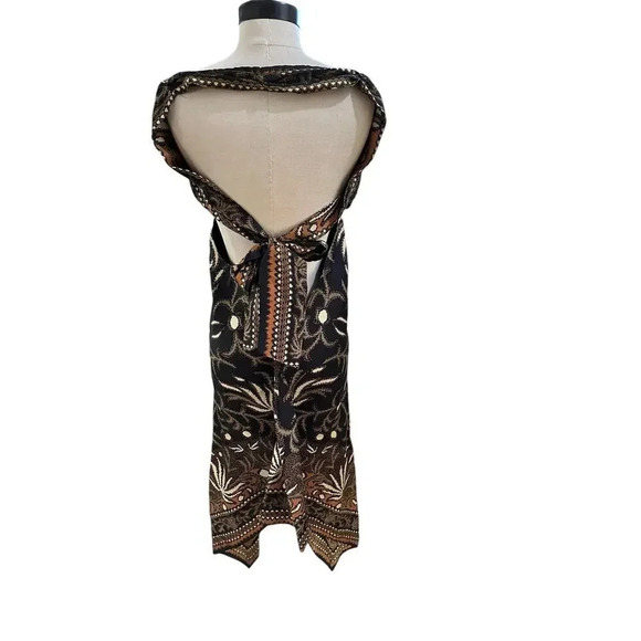 Nicole Miller Tropical Print Handkerchief 100% Silk Dress Size Medium - Picture 3 of 7